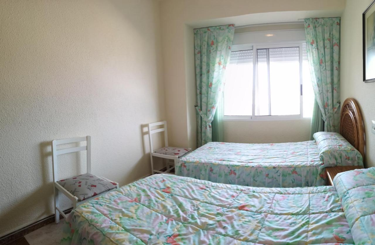 Apartamento A Pie De Playa-Edificio Bonaire Gandía Eksteriør billede